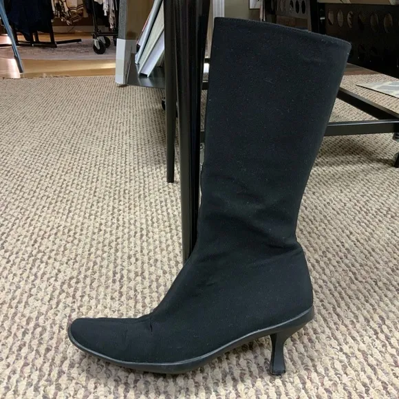 Stuart Weitzman Black GoreTex weather guard mid calf boots women’s 6 1/2