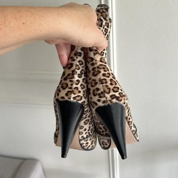 STUART WEITZMAN Ponyhair Ankle Boots 7.5