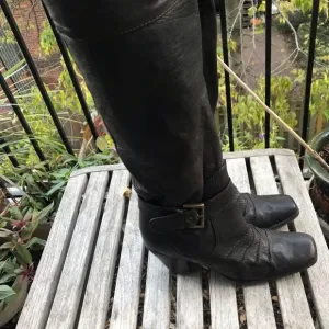Stuart Weitzman Spain boots