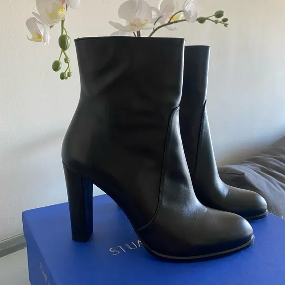 STUART WEIZMAN BOOTS