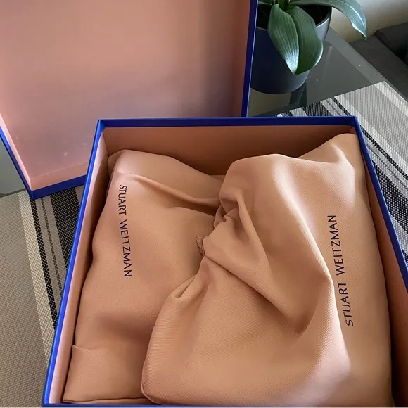 STUART WEIZMAN BOOTS