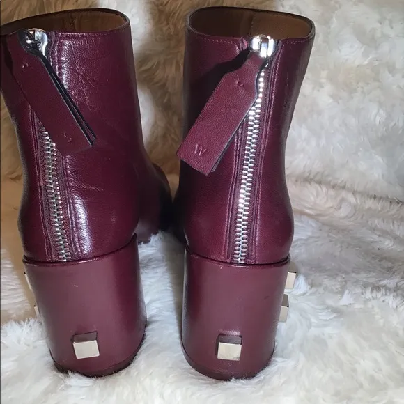 Stuart Weizman Zappa galaxy burgundy leather ankle boots size 6