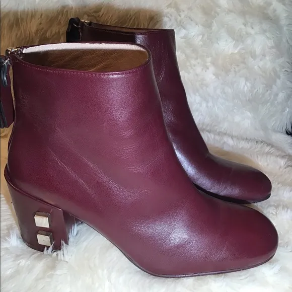 Stuart Weizman Zappa galaxy burgundy leather ankle boots size 6