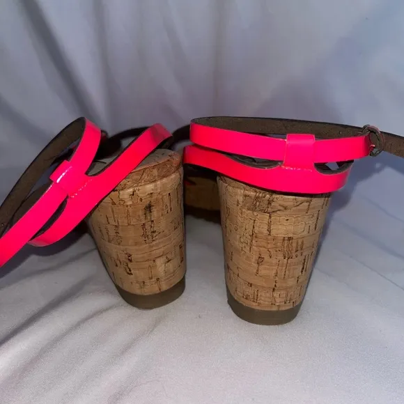 Stylish Pink Wedge Stella McCartney Sandals