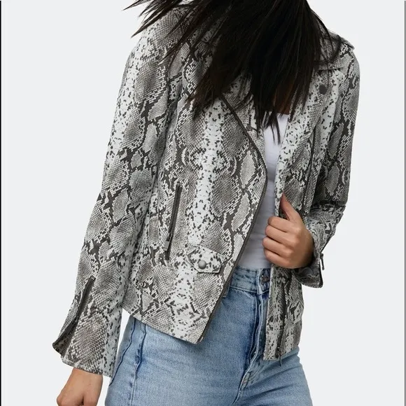 STYLISH »SO CHIC » LADIES MODERN VINTAGE FAUX SNAKESKIN ZIP-UP JACKET || LG ||