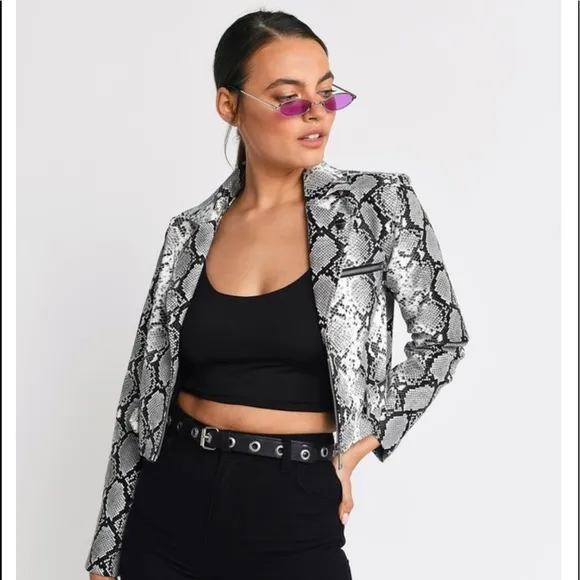 STYLISH »SO CHIC » LADIES MODERN VINTAGE FAUX SNAKESKIN ZIP-UP JACKET || LG ||