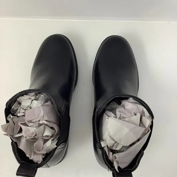 Sugar Kelce‎ Lug Sole Ankle Boot in Black Smooth Gore Size 7 M New in Box