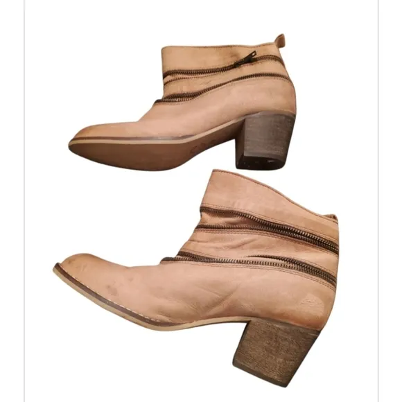 Sundance Womams Leather Ankle Boots, Size 39 (8.5)