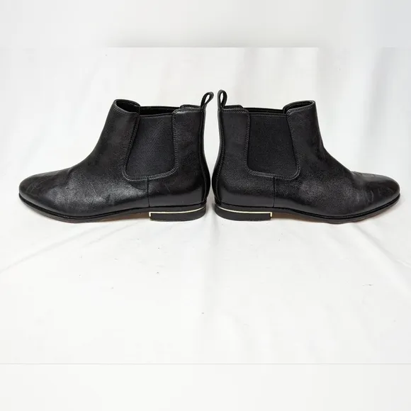 TALBOTS 8M Sydney Chelsea Ankle Boots Pointed Toe Gold Metallic Accent Booties