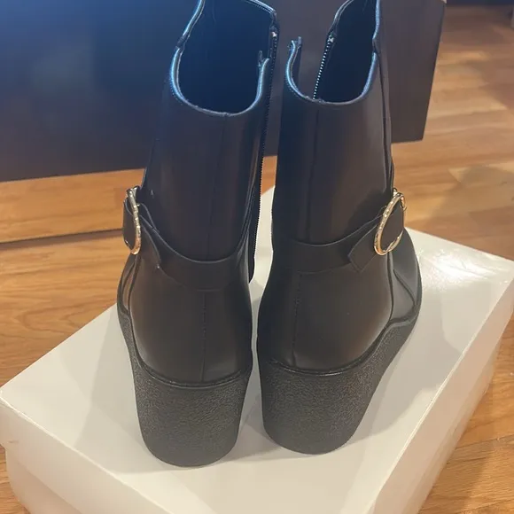 Talbots Leather Black Wedge Ankle Boots - 10