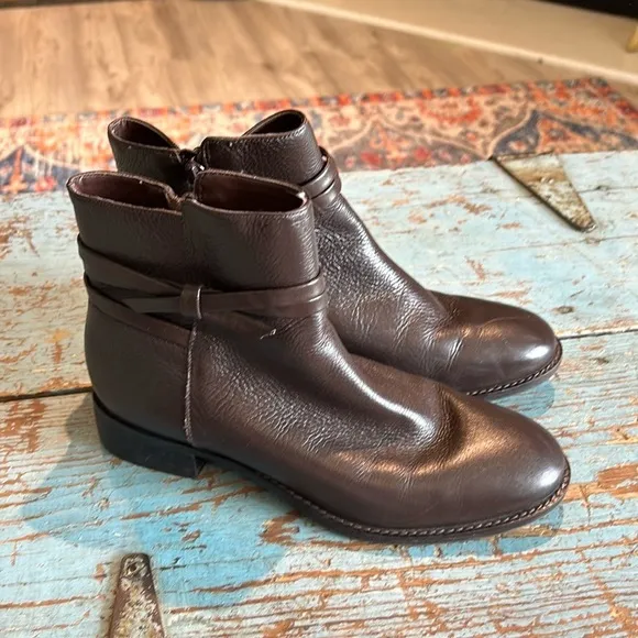 Talbots TISH WRAP TIE PEBBLED LEATHER ANKLE BOOTS Size 7