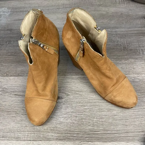 Tan Ankle Boots with Block Heel by rag &amp; bone Size 40/9US
