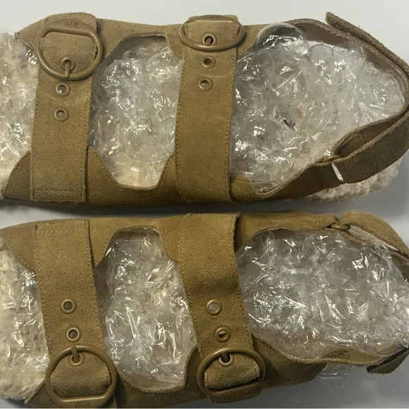 Tan Sandals with Buckle Detail Zara size 40 like new