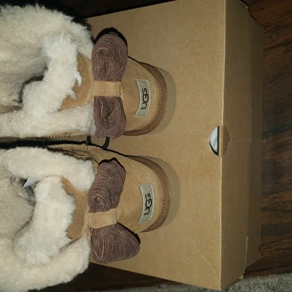 Tan Ugg Boots  Sale