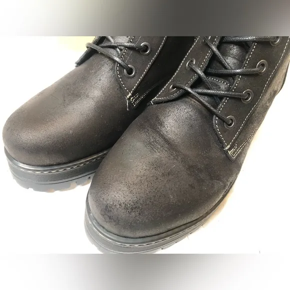 Taos Women’s Groupie Black Fashion Boots - Size 8-8.5 Brand New (See photos)
