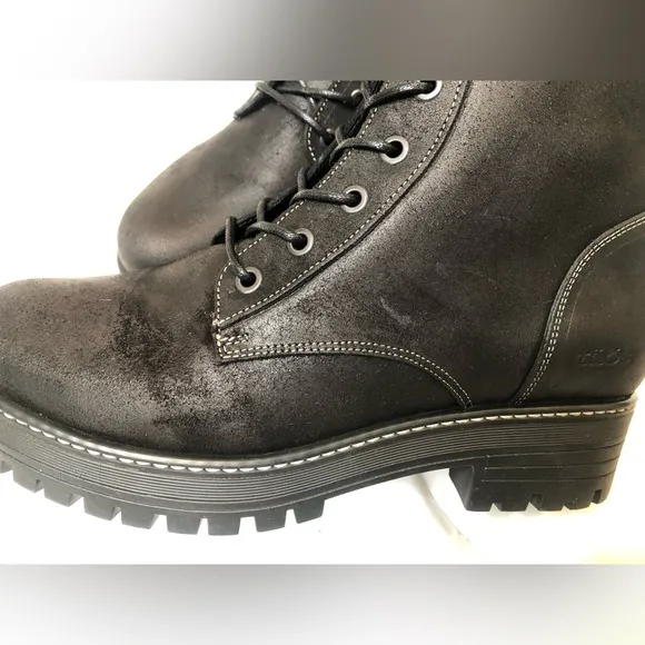 Taos Women’s Groupie Black Fashion Boots - Size 8-8.5 Brand New (See photos)