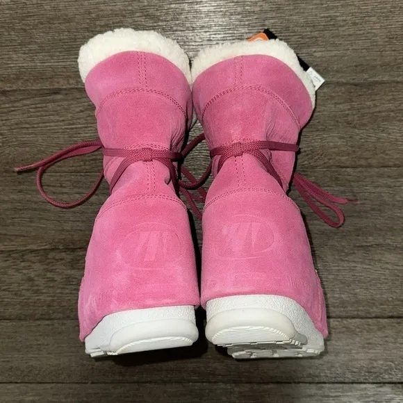 Tecnica Moon Boots Suede Butter Mid Boots Ciclamino
