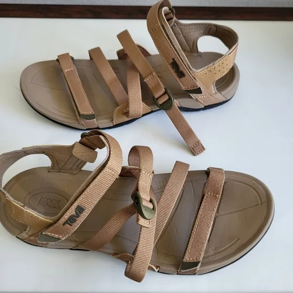 Teva Women's  Ascona Sport Web Strappy Sandals.