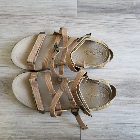 Teva Women's  Ascona Sport Web Strappy Sandals.