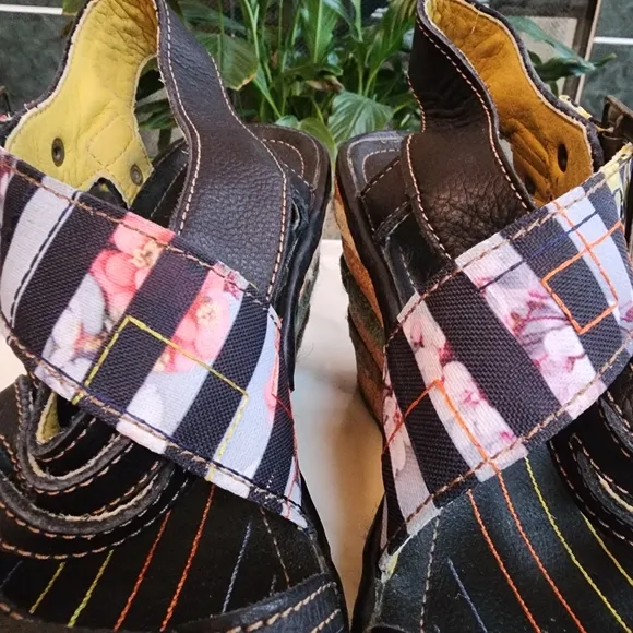 The Art Espadrille Wedge Sandals, Sz 41
