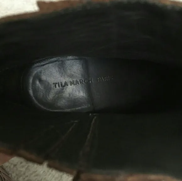 TILA MARCH Suede Ankle Boot Size 8EUC!