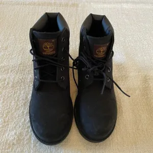 Timberland Black Junior Kids Boots - Big Kids Size 1.5 (NWOT)