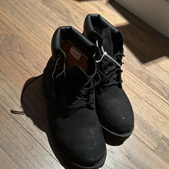 Timberland high top black boots