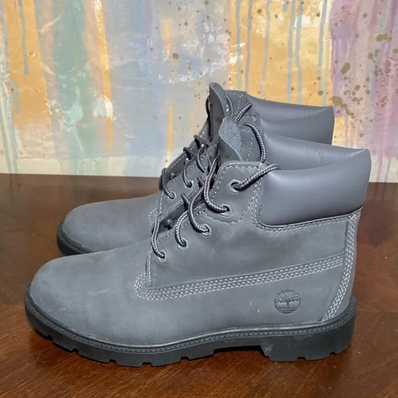 Timberland  Premium Gray Nubuck Ankle Boots New Other size 4 New Other