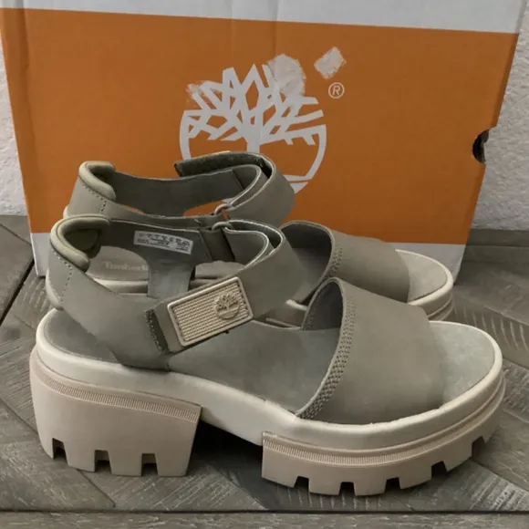 TIMBERLAND Women's Everleigh Ankle Strap Sandals, size 9