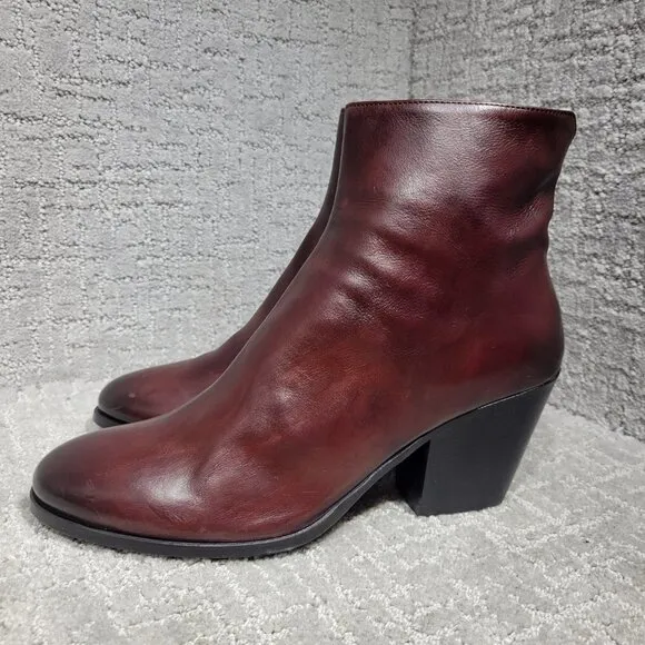 To Boot New York Elena Women's Size 11M US Burgundy Leather Ankle Bootie Boots