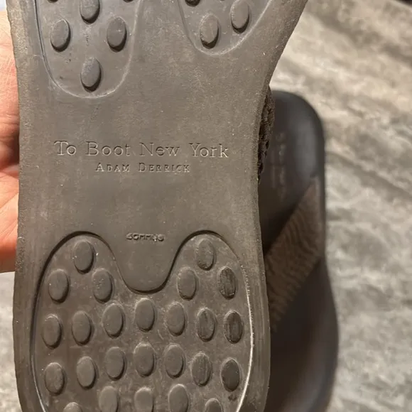 To Boot New York Men's Flip Flop Sandals. Size 9