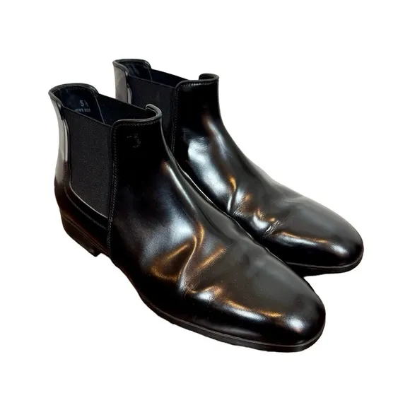 TOD’S Black Patent Leather Chelsea Ankle Boots