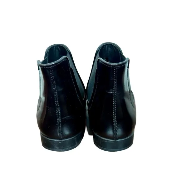 TOD’S Black Patent Leather Chelsea Ankle Boots