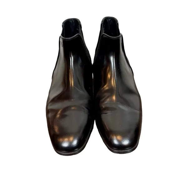 TOD’S Black Patent Leather Chelsea Ankle Boots