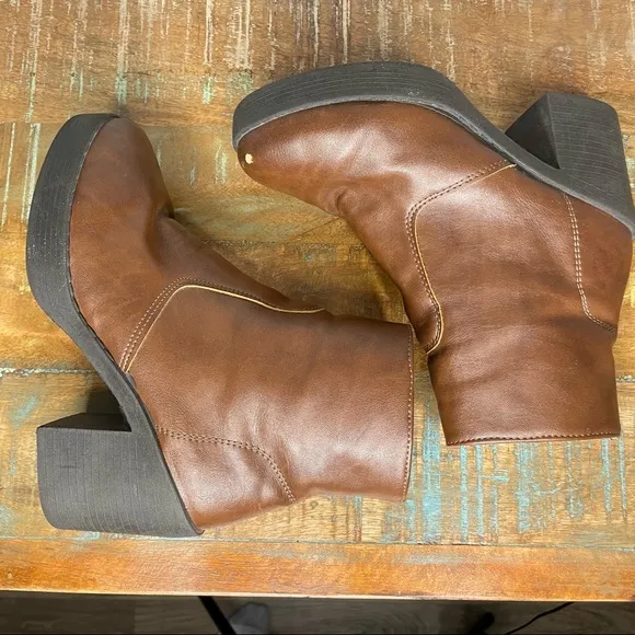 TOPSHOP Brown Leather Heeled Ankle Boots size 36
