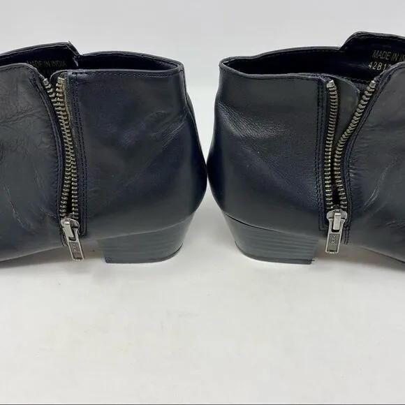 Topshop Studded Chelsea Boots- Size 6