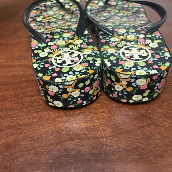 Tory Burch Classic Wedge Flip Flops Sandals Vilette