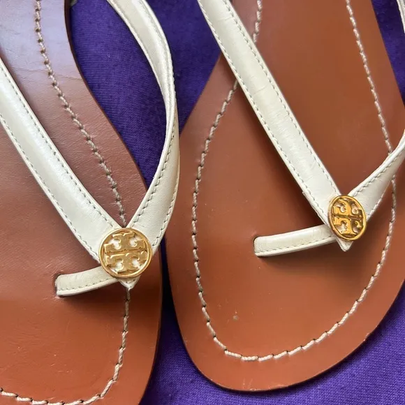 Tory Burch Cream Sandals Sleek and Stylish
