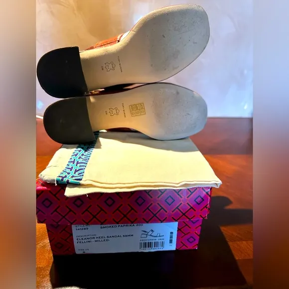 Tory Burch  Eleanor Sandals in Paprika color with Gold Logo