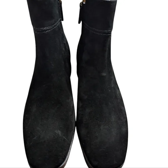 Tory Burch Everly Flat Black Logo Suede Ankle Boots... Size 7.5