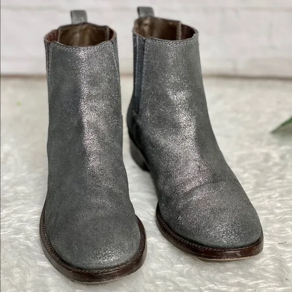 Tory Burch lather  metallic ankle boots size 8.5M