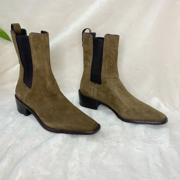 TORY BURCH MEDALLION CHELSEA‎ ANKLE BOOT SUEDE RIVER ROCK 5M, B 239