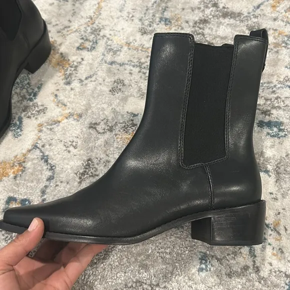Tory Burch Medallion-plaque 35mm Ankle Boots In Black Leather women size 8