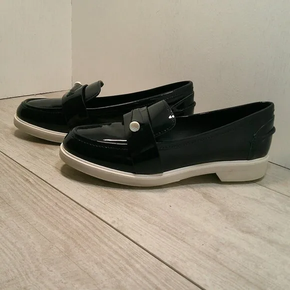 Tory Burch Pocket-Tee Golf Perfect Navy Patent Leather Loafer Size 8 M