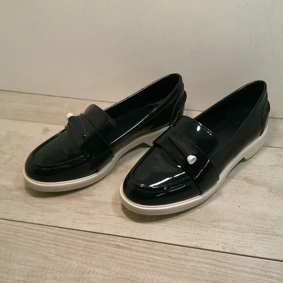 Tory Burch Pocket-Tee Golf Perfect Navy Patent Leather Loafer Size 8 M