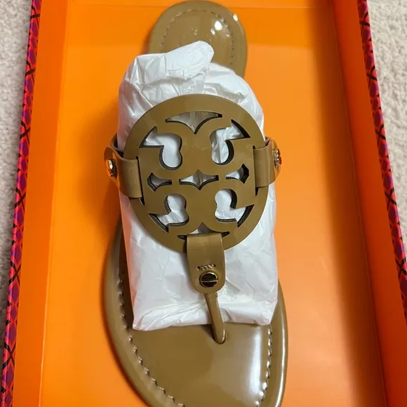 Tory Burch Sandals (Tan)