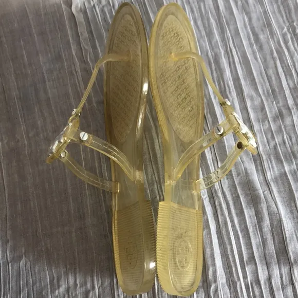 TORY BURCH Size 7 clear jelly Miller thong sandals flats flip flops water shoes