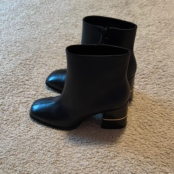 Tory Burch size 8 Black Ankle Boots with Gold Accent Brand New W/O Box
