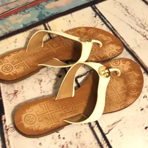 Tory Burch Tumbled Leather Thora Sandal Flip Flops