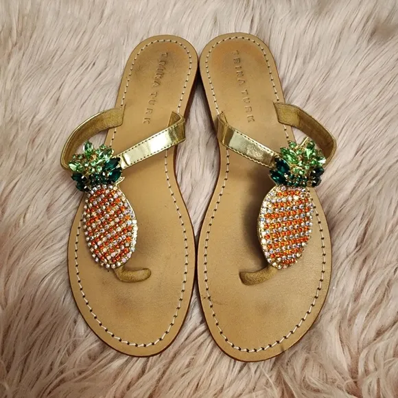 Trina Turk crystal bling pineapple flip flop sandals sz 8